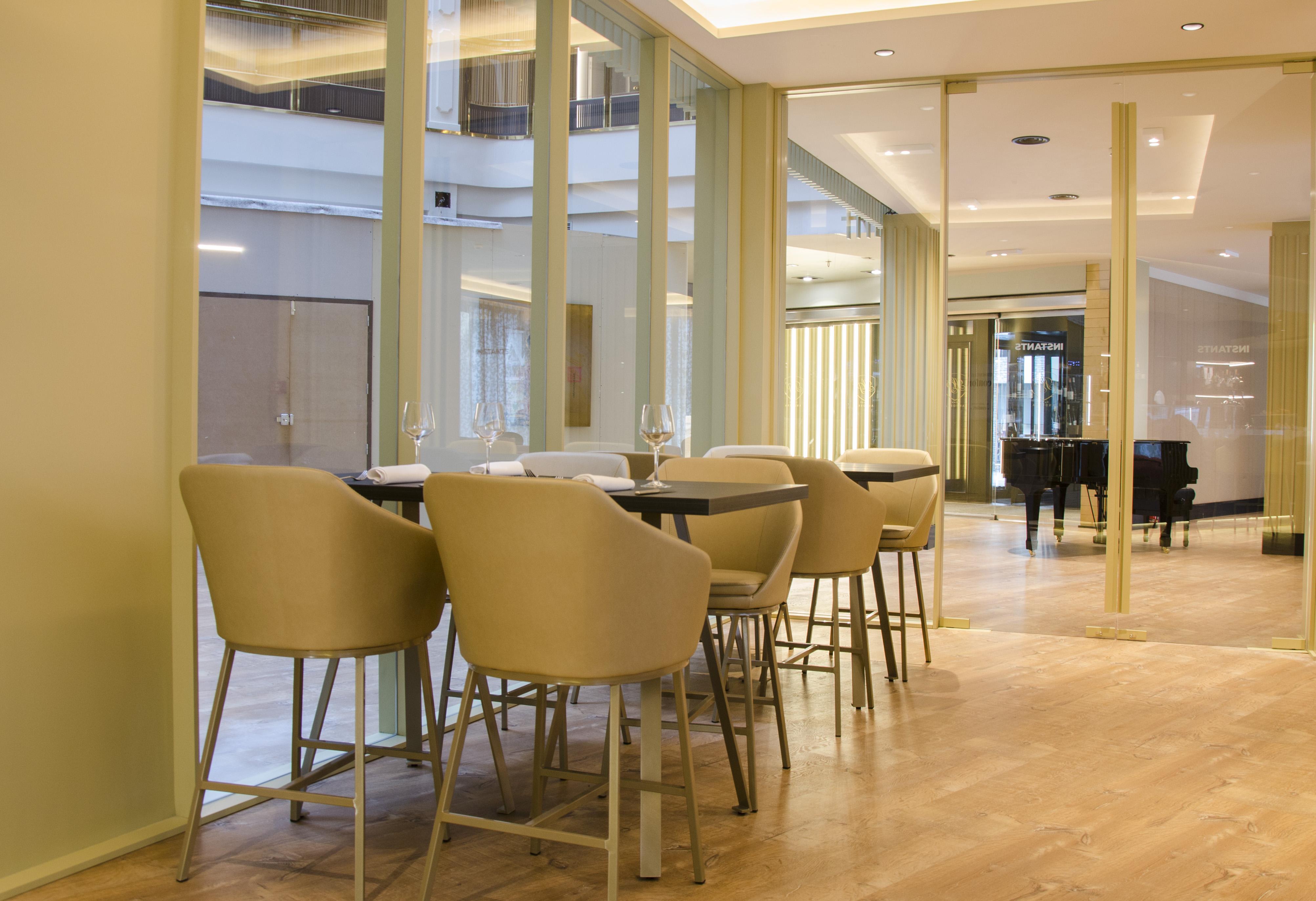 安道尔广场酒店 安道尔城 外观 照片 The lounge at the airport