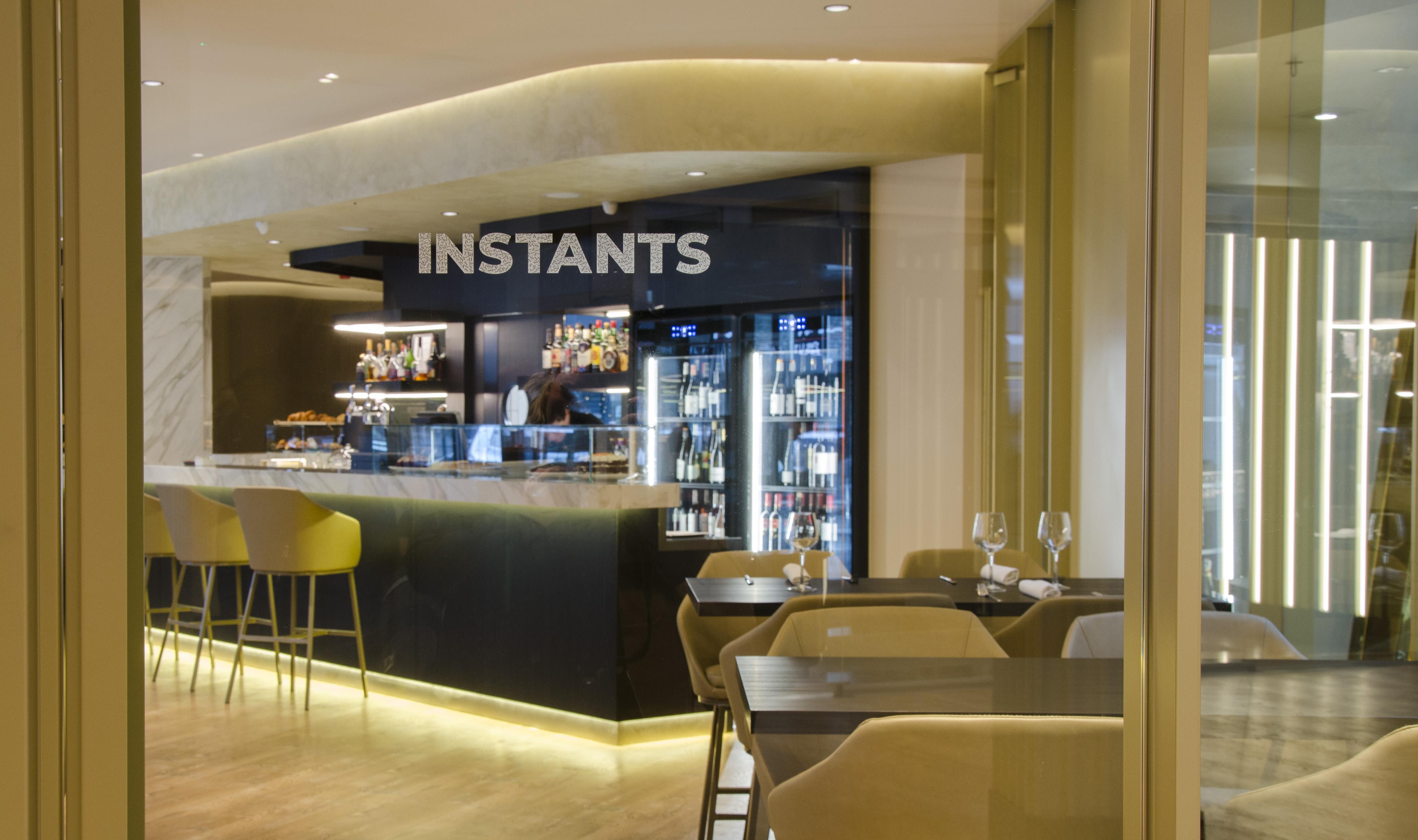 安道尔广场酒店 安道尔城 外观 照片 Instant